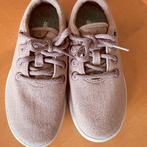 EUC Allbirds purple sneakers. Almost like new!